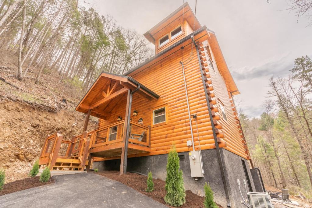 a tree house built on top of a road at Brand New Cabin in the Smokies in Sevierville