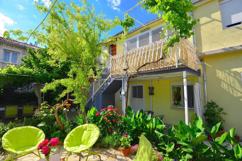 Apartments Veky 3 - 12