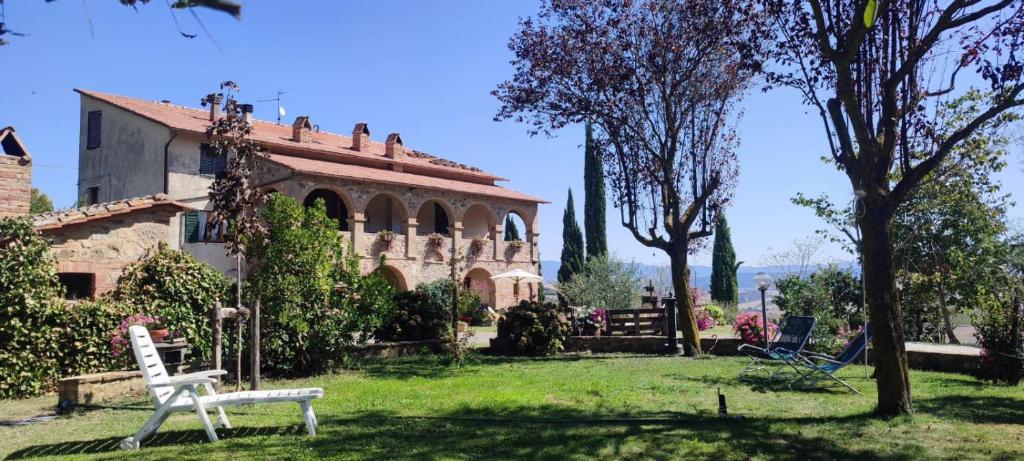 A garden outside Agriturismo Il Pozzo