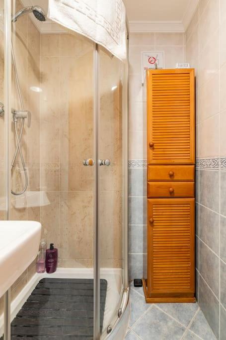 Amplio piso con 4 habitaciones para disfrutar de Málaga con parking gratuito - 13