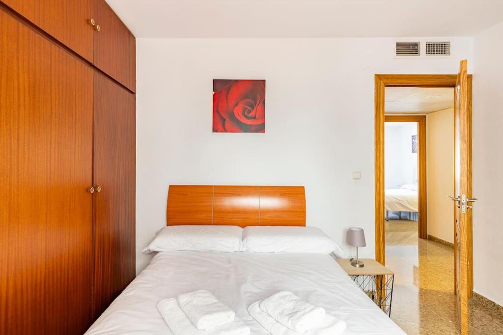 Amplio piso con 4 habitaciones para disfrutar de Málaga con parking gratuito - 6