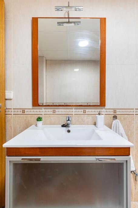 Amplio piso con 4 habitaciones para disfrutar de Málaga con parking gratuito - 5