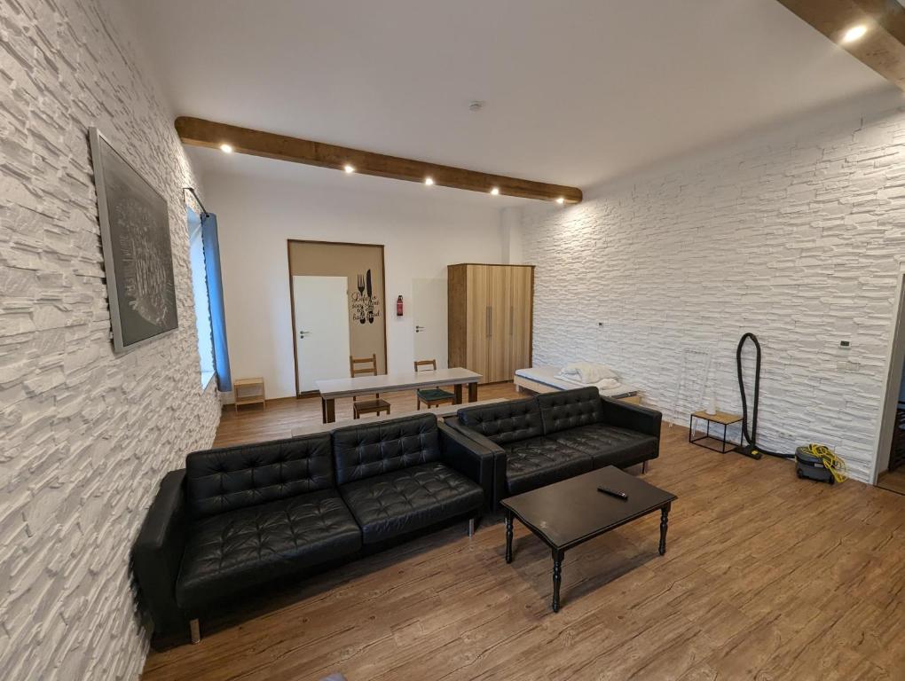 Merry - One-Bedroom Apartment
