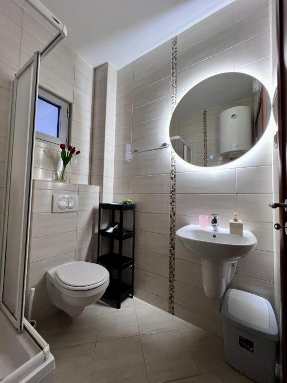 Apartments Sirena - Modern stay with free parking - 8