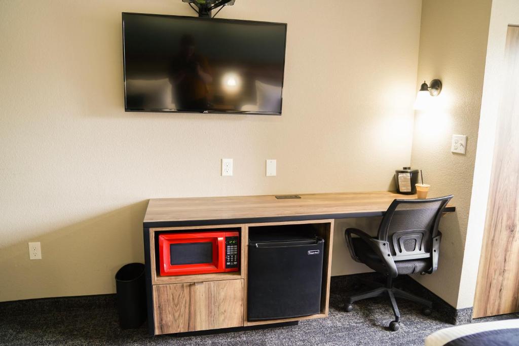 Hotel Ruby Sandpoint photo