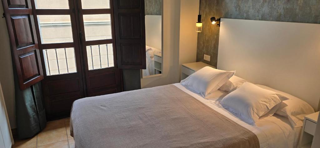 Apartamento en Carrera del Darro, Granada, Cubo - ２ベッドルームのあるアパート