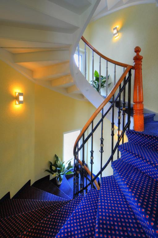 Le Petit CHARME-INN - Resim 17