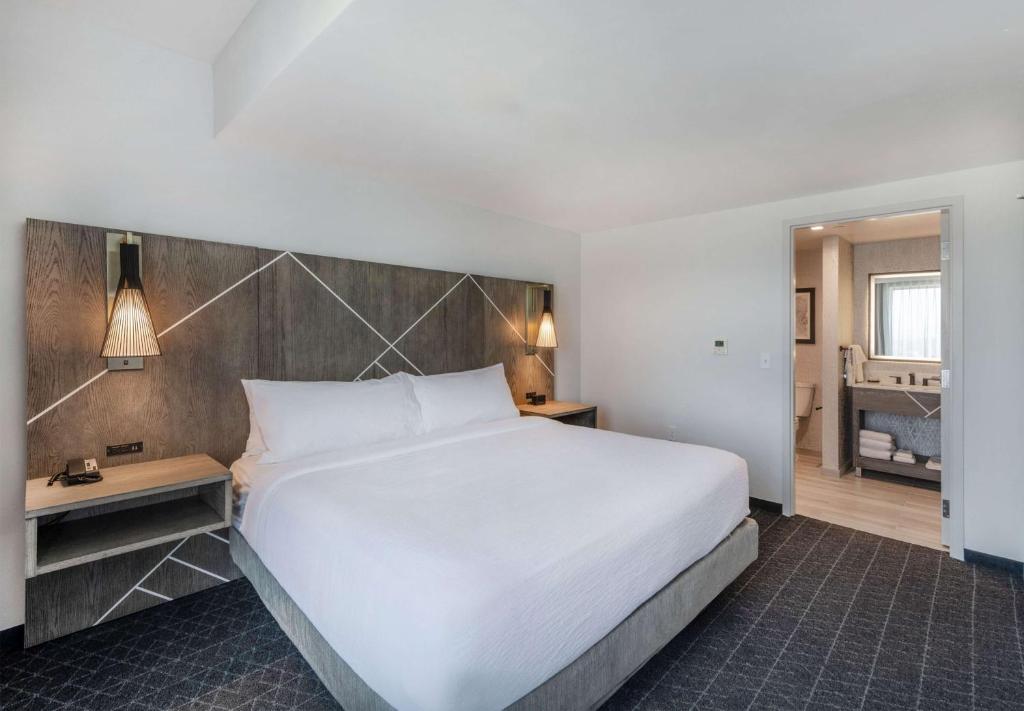 Embassy Suites By Hilton Asheville Downtown - Suite King King A Due Camere Con Vista Sul Piano
