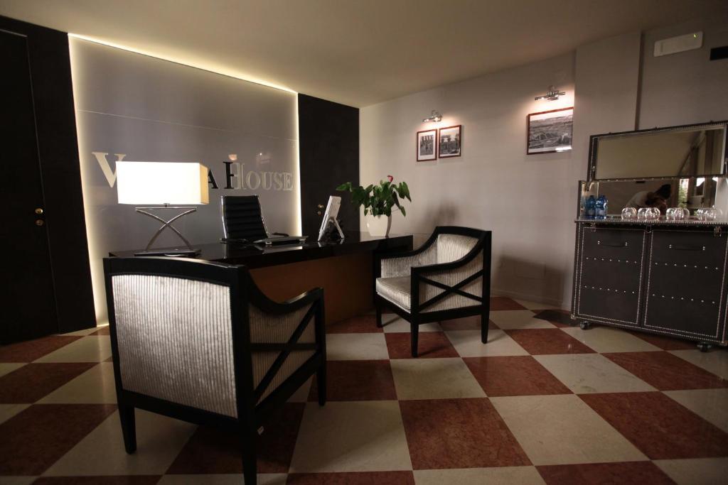 Verona House Aparthotel - Resim 10