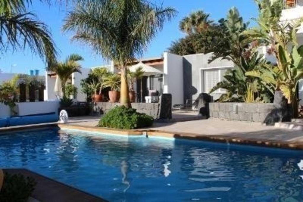 Fotografie z fotogalerie ubytování Nettes Ferienhaus in Las Breñas mit Grill, Terrasse und Garten und Meerblick v destinaci Las Breñas