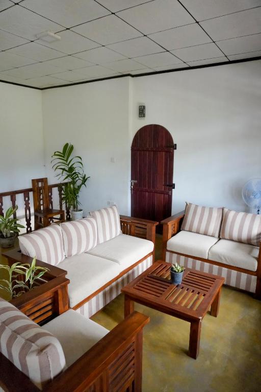 Posezení v ubytování Sadula Home Villa Ella