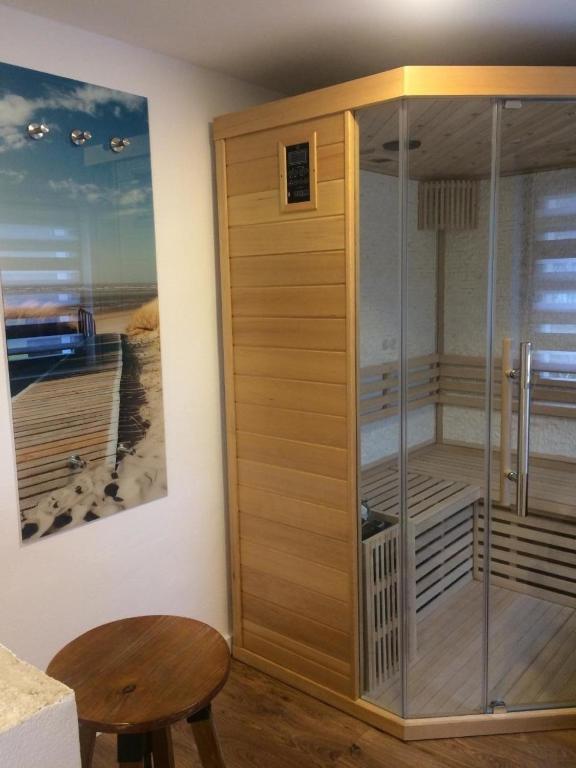 Fotografie z fotogalerie ubytování Ferienhaus in Bad Elster mit Kleinem Kamin v destinaci Bad Elster