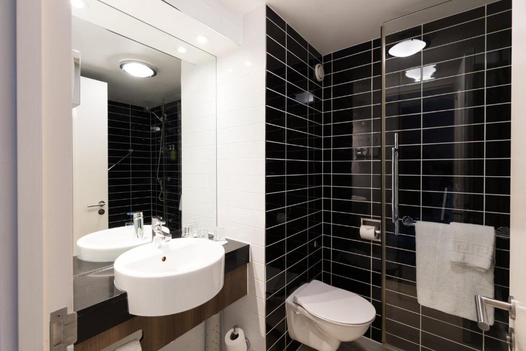 Holiday Inn Express London Heathrow T5 by IHG - 标准双人间 - 含免费热早餐