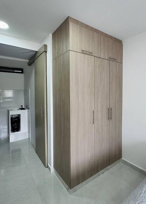 Kuchyň nebo kuchyňský kout v ubytování Loft con aire acondicionado