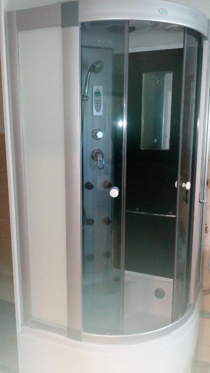 Koupelna v ubytování Apartmány Fialka