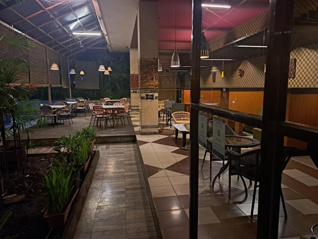 Restaurace v ubytování Bali World Hotel