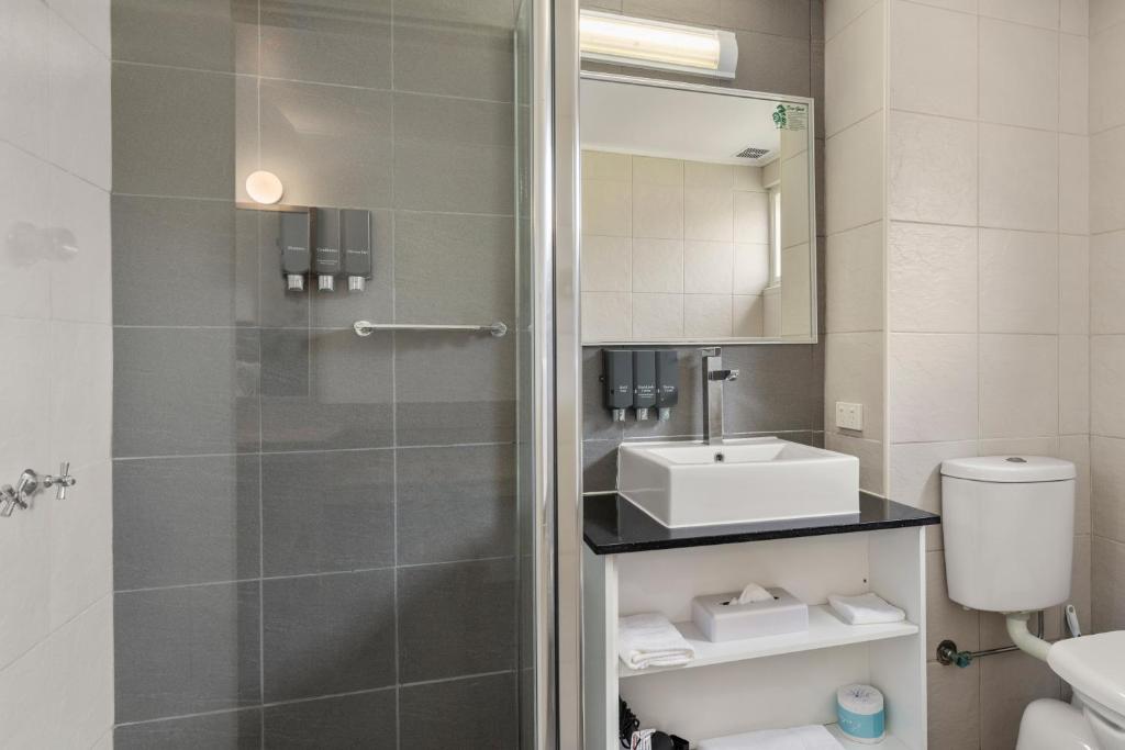 Koupelna v ubytování Zebra Motel