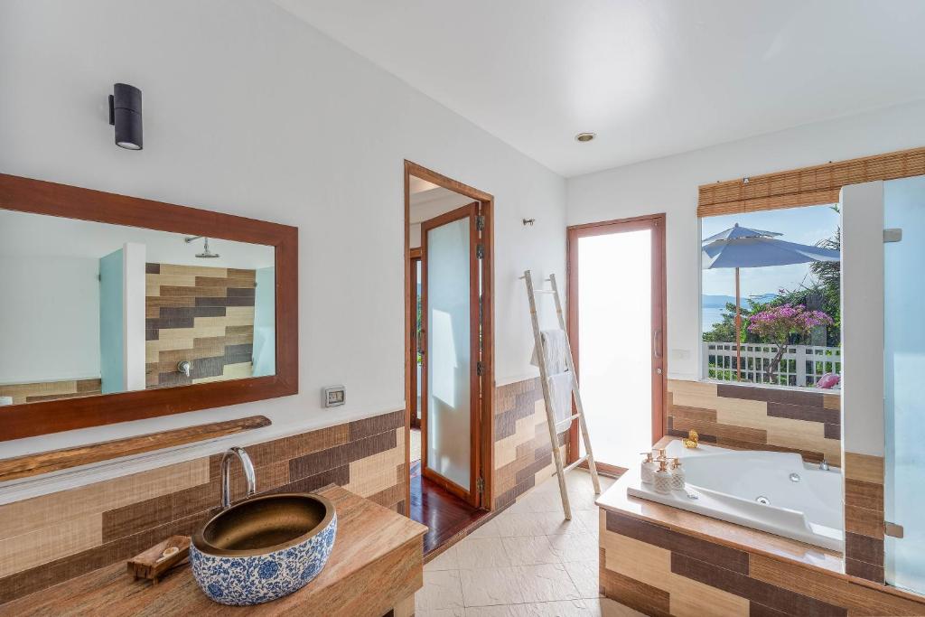 Soul Villas - Beachfront Private Pool Villas, Phuket Nature Retreat - 8