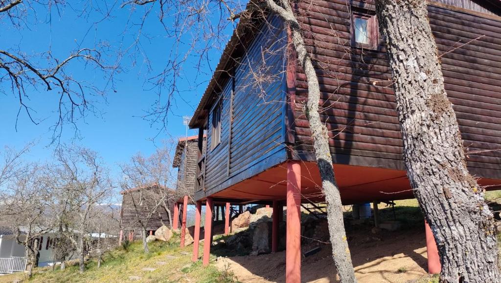 Edificio en el que se encuentra el camping