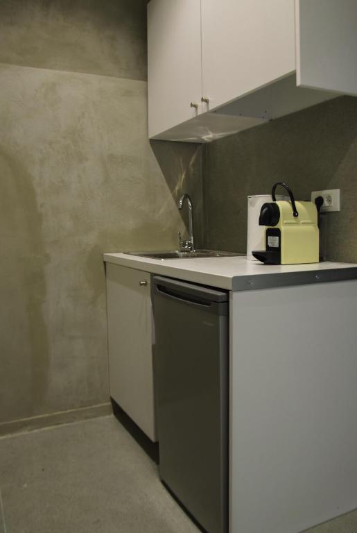 99 Adrianou Apartments - Resim 23