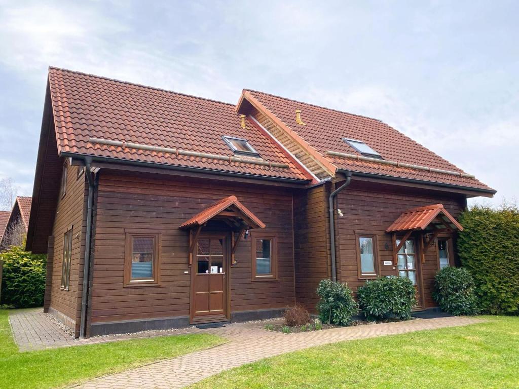 Cette petite maison en bois comprend : dans l'établissement Doppelhaushälfte in Hasselfelde, à Hasselfelde