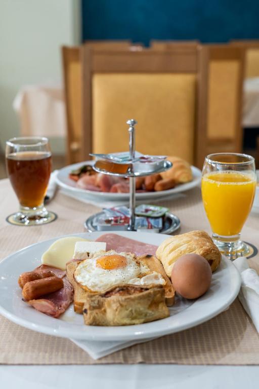 Four Seasons Hotel - Resim 13