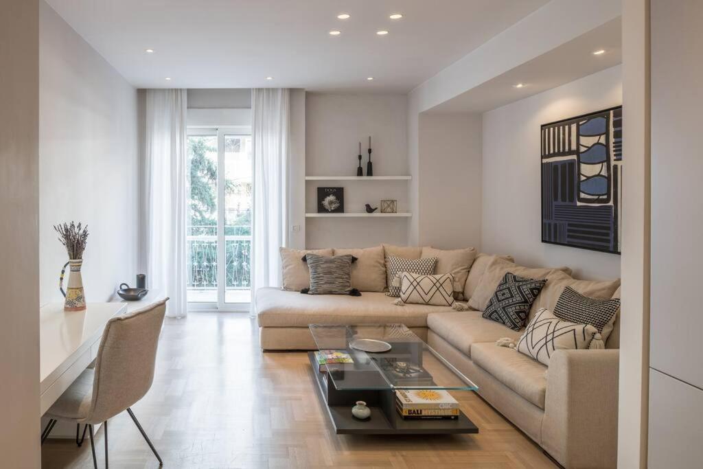 Modern and Stylish Apartment in Kolonaki