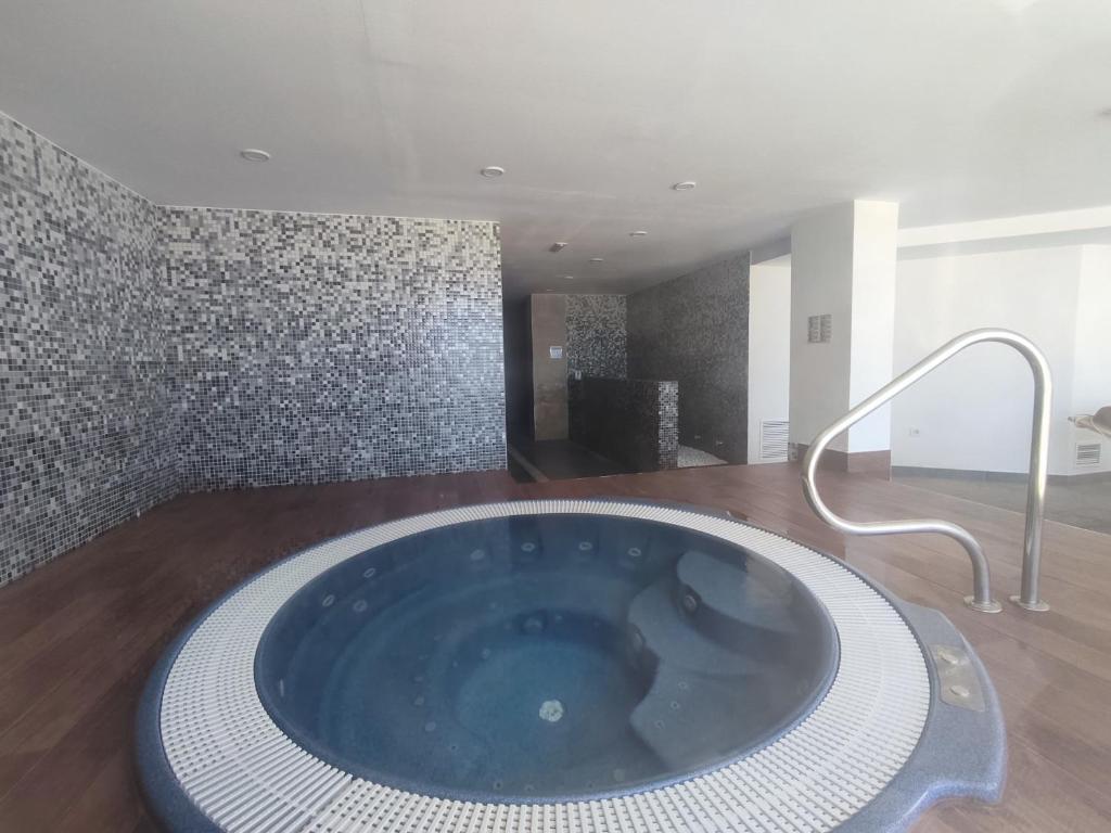 Fotografie z fotogalerie ubytování Spanish Connection - Ático de lujo con Gym&SPA v destinaci La Manga del Mar Menor