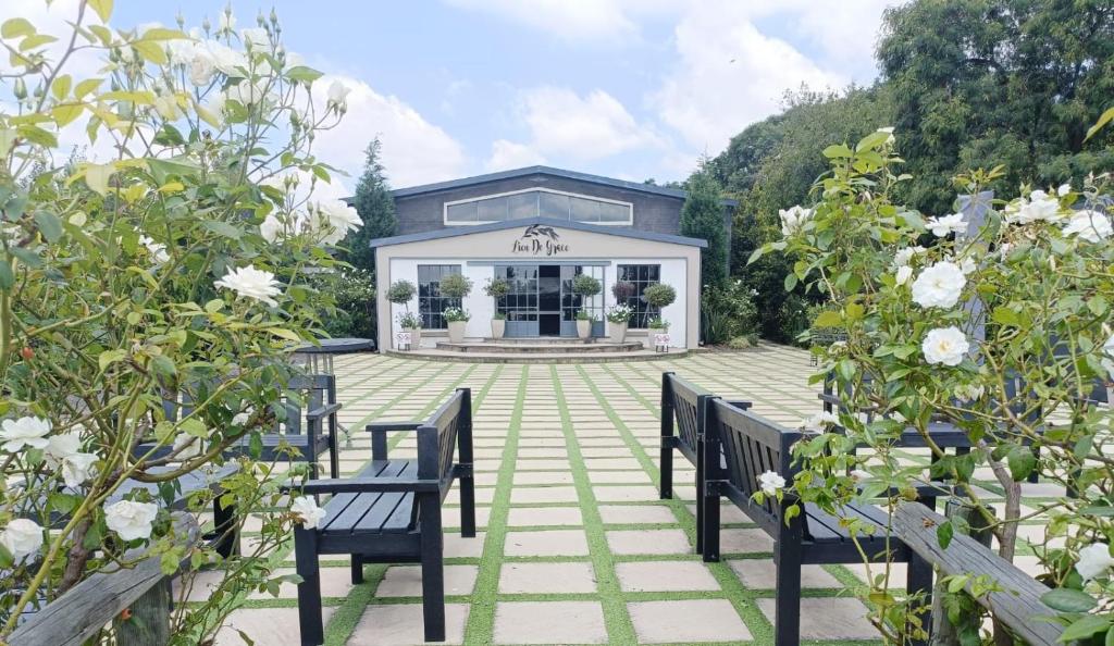Un jardín fuera de Lieu De Grace