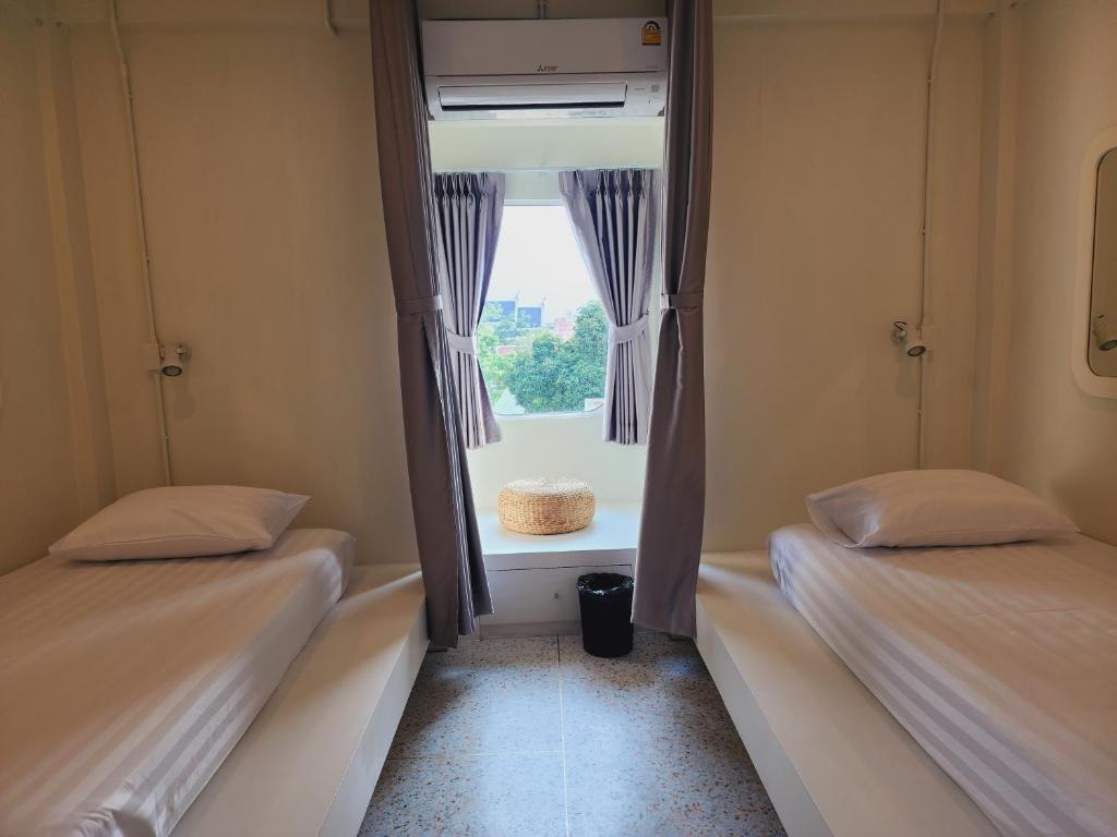 Line Bangkok Hostel - 8