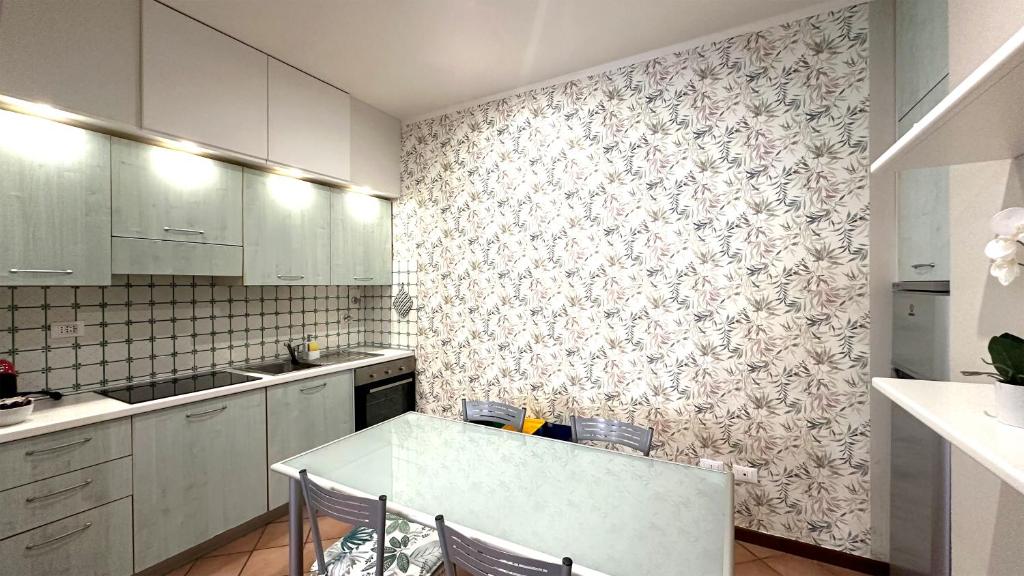 Cucina o angolo cottura di Int 8 - Suite Ginevra by Residence San Luca