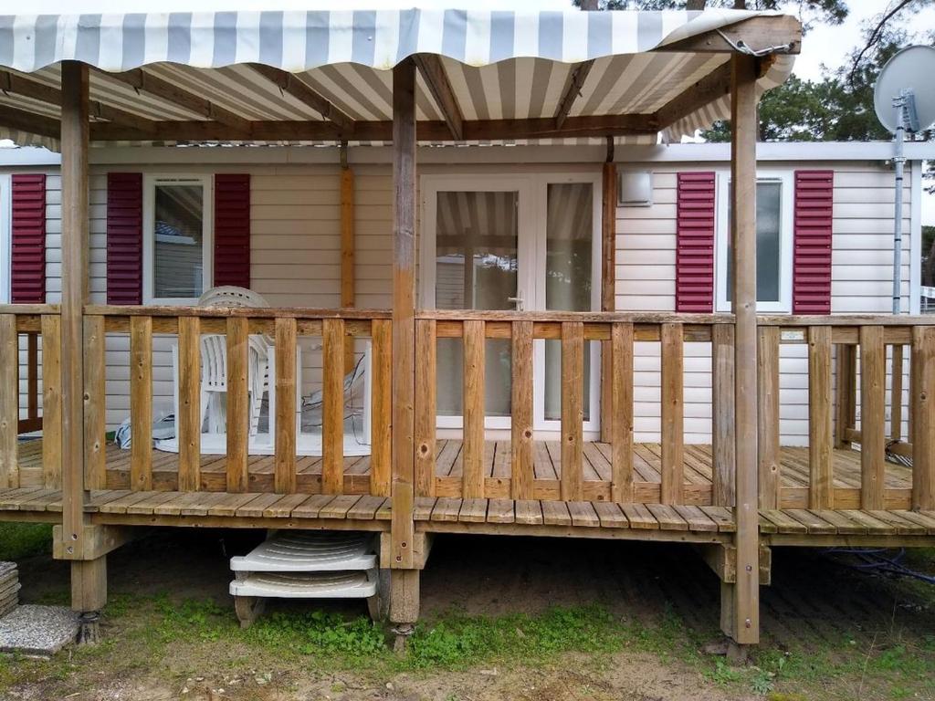 Photo de la galerie de l'établissement Mobil Home TOUT CONFORT - Camping SIBLU 4 étoiles 