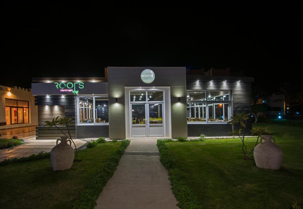 Sunrise Royal Makadi Resort - 17