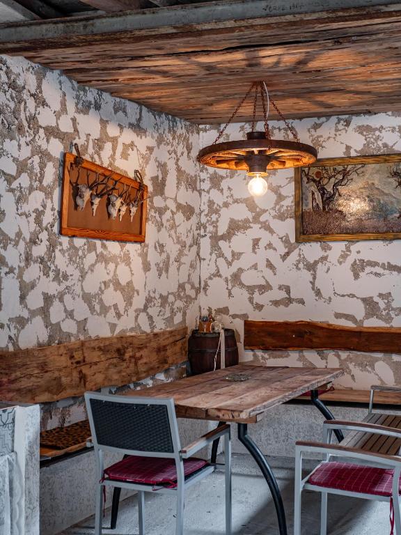 Fotografie z fotogalerie ubytování Šišnikova hiša v destinaci Ilirska Bistrica