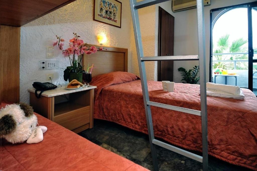 Karteros Hotel - Triple Habitación Con Vista Al Mar