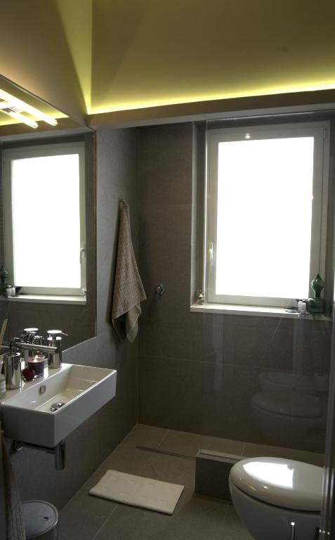 RESIDENCE UNODUETRE - One-Bedroom Apartment