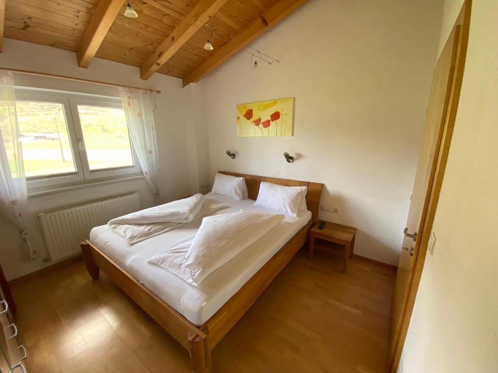 Postel nebo postele na pokoji v ubytování Ferienwohnung Mark-Oehmen