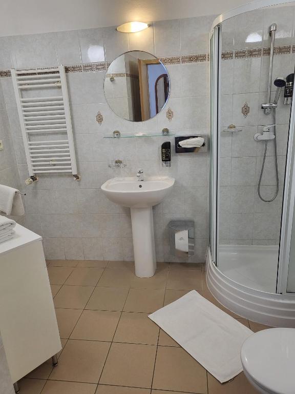 Koupelna v ubytování Hotel Margit
