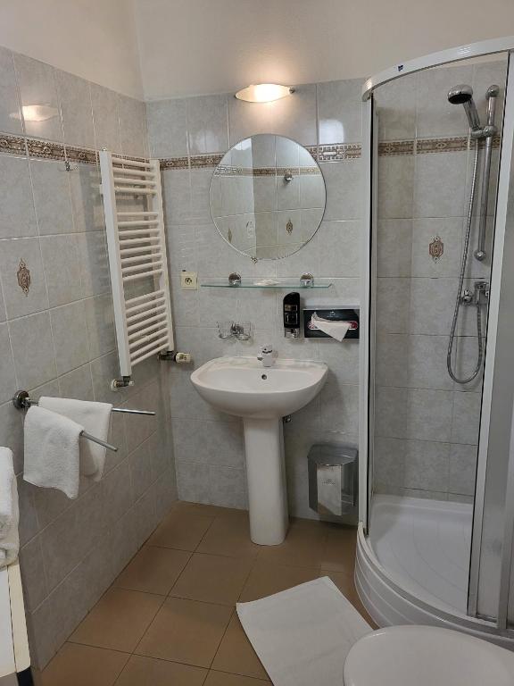 Koupelna v ubytování Hotel Margit