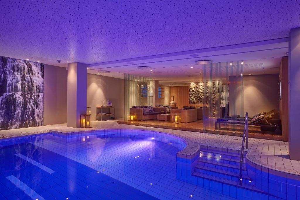 Bazén v ubytování Reykjavik Natura - Berjaya Iceland Hotels nebo v jeho okolí