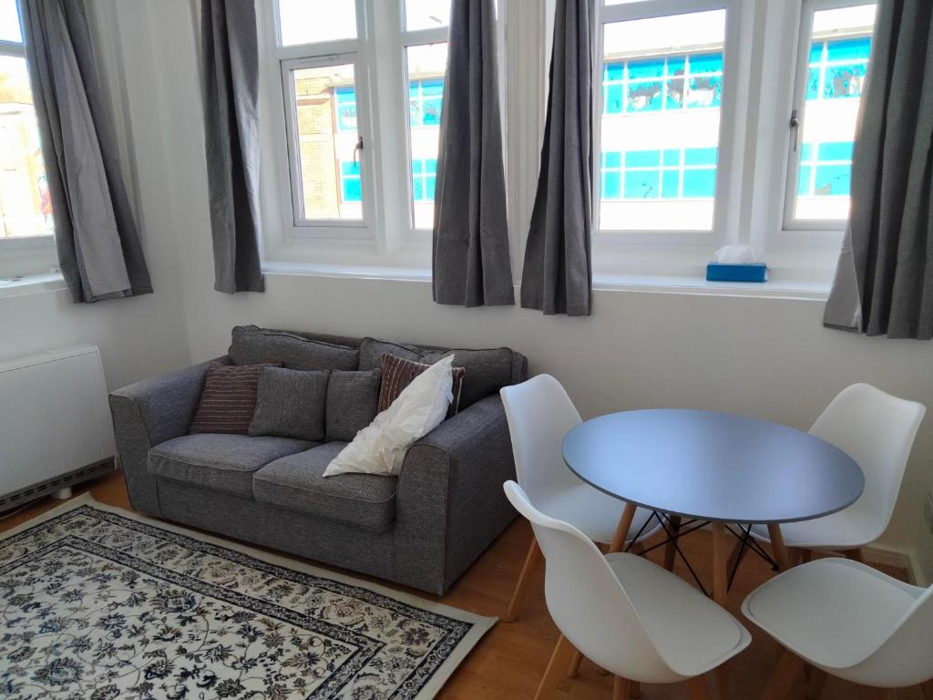 A seating area at Flat 1, 106 Belgrave Gate