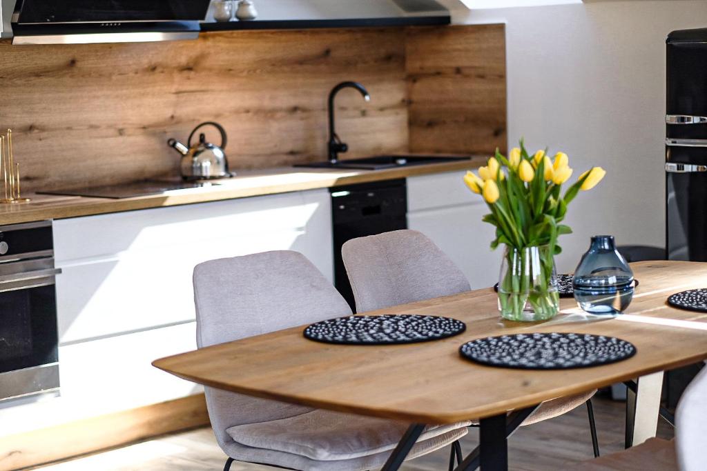 Kuchyňa alebo kuchynka v ubytovaní Apartament Spacerowa Lux