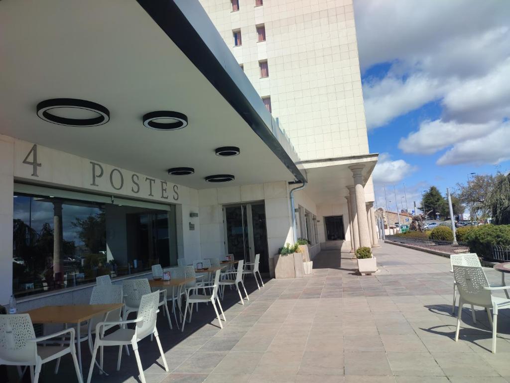 Hotel Sercotel Cuatro Postes