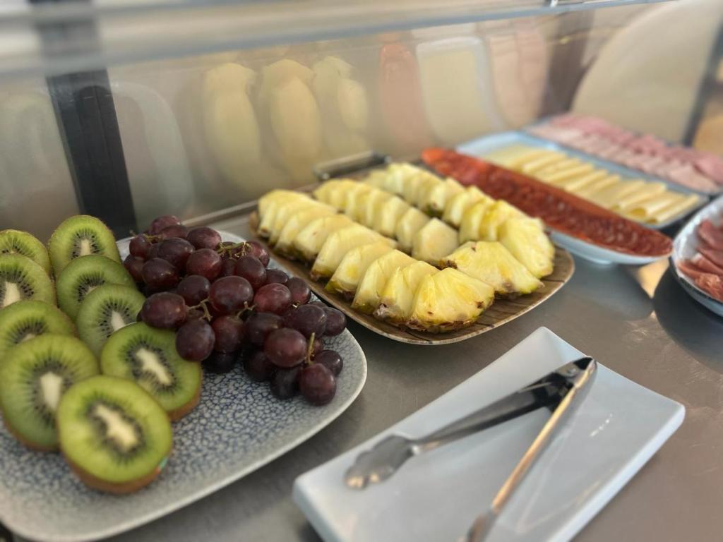Comida en o cerca de este hotel