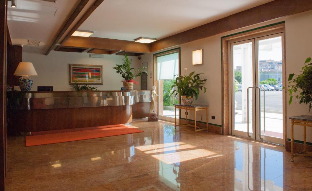 Hotel La Pergola - Resim 11