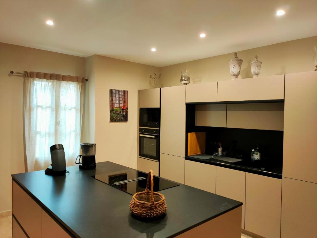 Kuchyň nebo kuchyňský kout v ubytování Le mas de Roussillon chambre d'hôtes