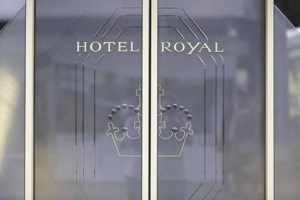 Certifikát, hodnocení, plakát nebo jiný dokument vystavený v ubytování Hotel Royal