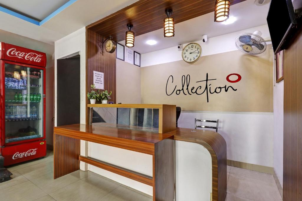 Лоби или рецепция в Collection O Hotel Alfa Inn