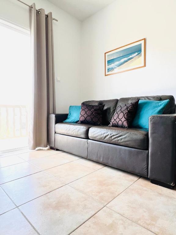 Posezení v ubytování Cosy Sunny One Bedroom Apartment