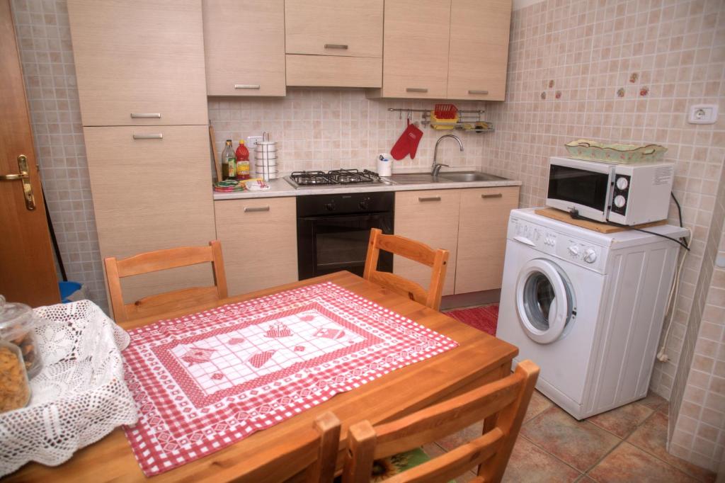Kuchyň nebo kuchyňský kout v ubytování La Terrazza